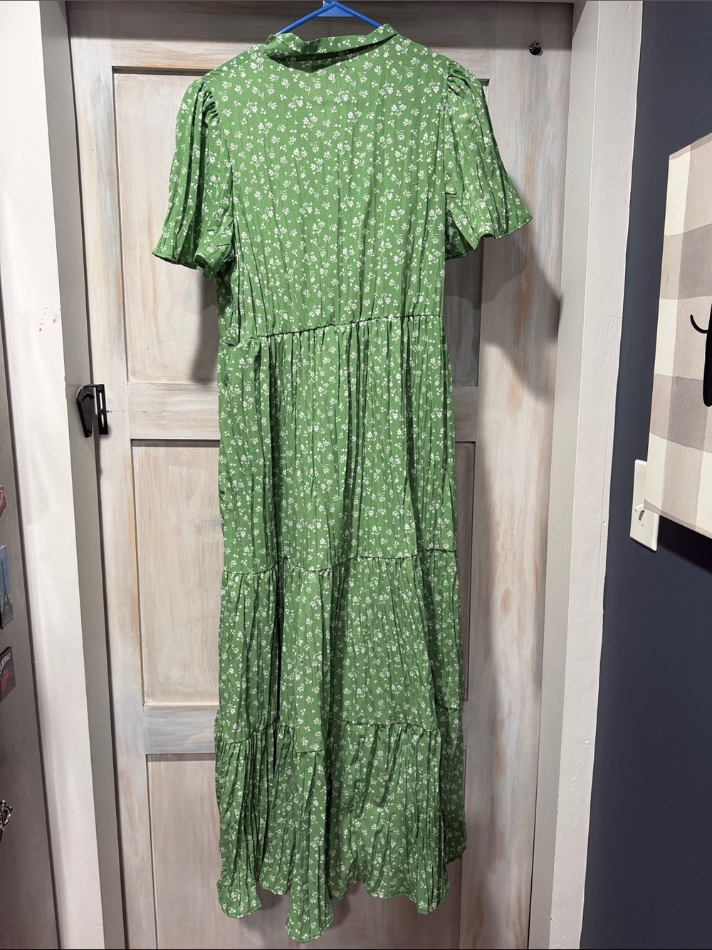 Polagram Green Floral Tie-Front Tiered Maxi Dress - Picture 3 of 6